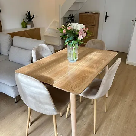 Bastidon Paisible Dans Avec Piscine 度假居