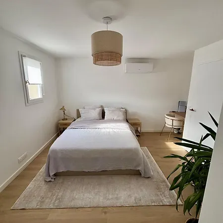 度假居 Bastidon Paisible Dans Avec Piscine